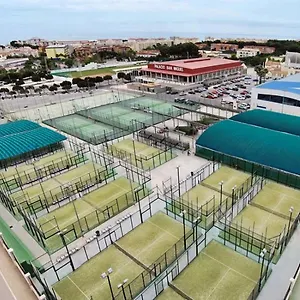 https://apartamentos-velasco.1costadelsol.com